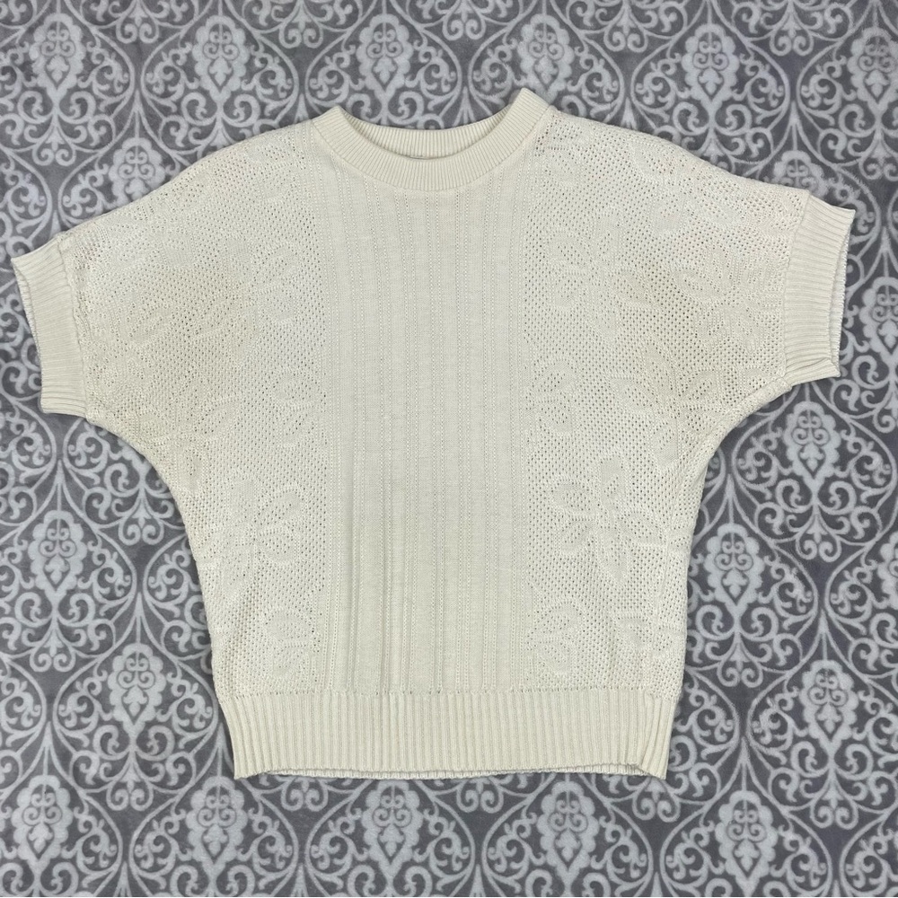 vintage short sleeve sweater loose knit off white acrylic open stitch usa made
